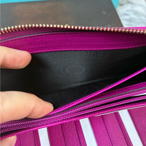 Gucci Dark Pink Fuchsia Pebbled Leather Large Organizer Wallet - NWOT Authentic - Picture 12 of 14